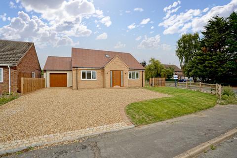 4 bedroom detached house for sale, Desborough Road, Hartford, Huntingdon.