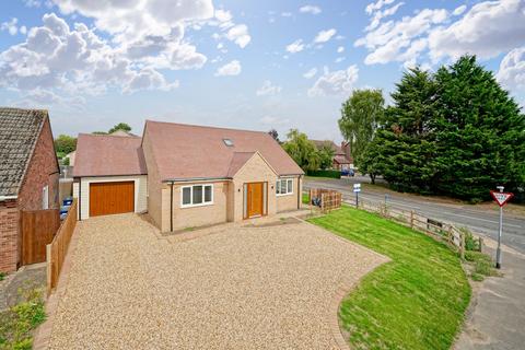 4 bedroom detached house for sale, Desborough Road, Hartford, Huntingdon.