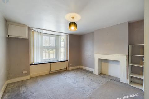 1 bedroom maisonette for sale, Stocklake, Aylesbury, Buckinghamshire