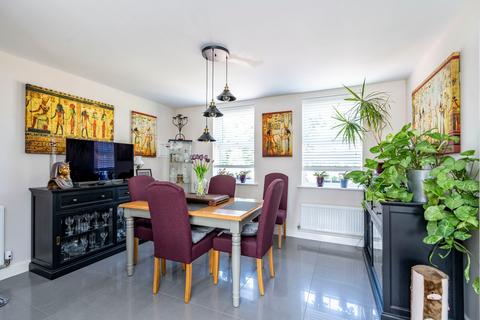 1 Blue Cedar Drive, Boston, PE21 9BF