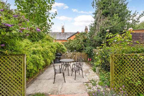 2 bedroom terraced house for sale, Fairclose Terrace, Whitchurch