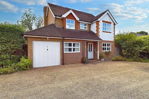 4 bedroom detached house for sale, Crutchfield Lane, Walton-On-Thames