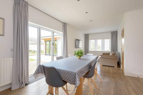 17 Moffat Place, North Berwick, EH39 4SD