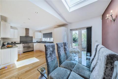 189 Station Road, Crayford, Dartford, DA1 3QE