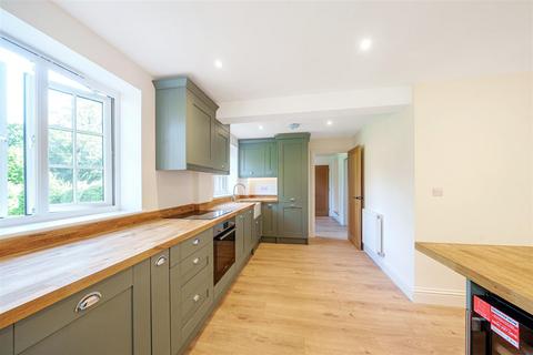 3 bedroom semi-detached house for sale, Hammer, Haslemere