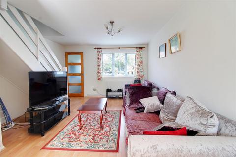 2 bedroom terraced house for sale, Vincenzo Close, Welham Green AL9