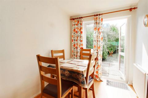 2 bedroom terraced house for sale, Vincenzo Close, Welham Green AL9