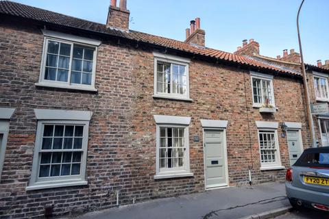 2 bedroom terraced house for sale, Eastgate, Louth LN11