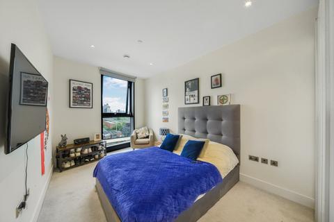 3 bedroom apartment for sale, Battersea Exchange London SW8