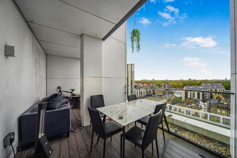 3 bedroom apartment for sale, Battersea Exchange London SW8