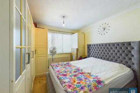 10 Harland Close, Bradford, BD2 4BW