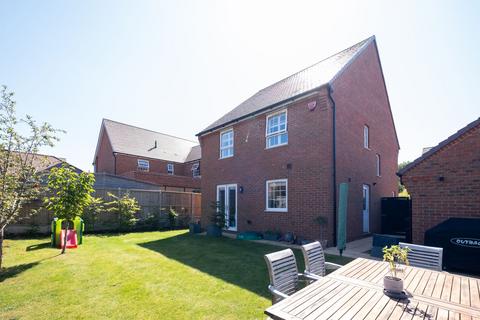 3 bedroom detached house for sale, Discovery Drive, Preston, CT3