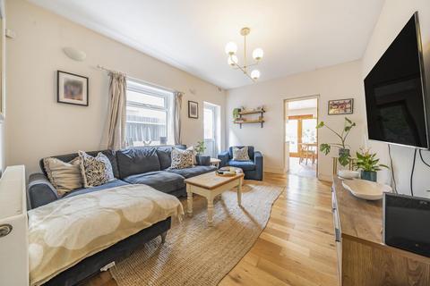 2 bedroom flat for sale, Pathfield Road, Streatham