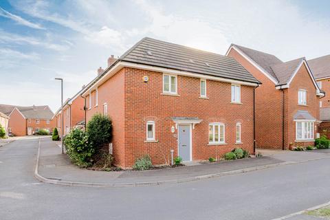 3 bedroom detached house for sale, Montserrat Court, Milton Keynes MK3