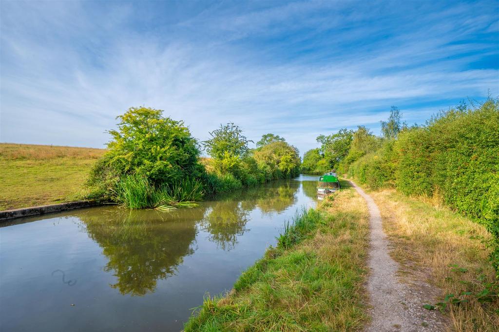 Wootton Wawen Canal