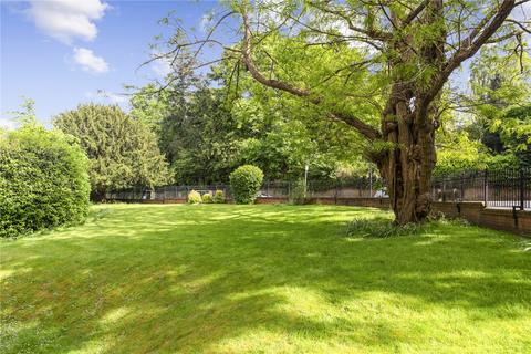 3 bedroom apartment for sale, Wray Common Road, Reigate, Surrey, RH2