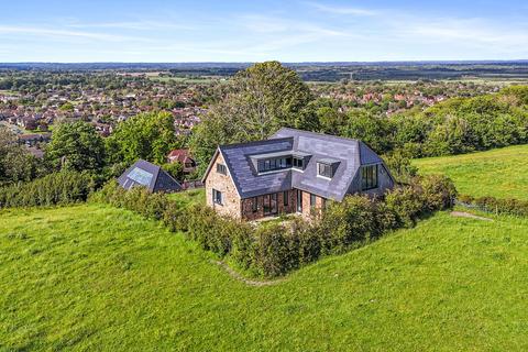 Highfields Cottage Bostal Road, Steyning, BN44 3PD