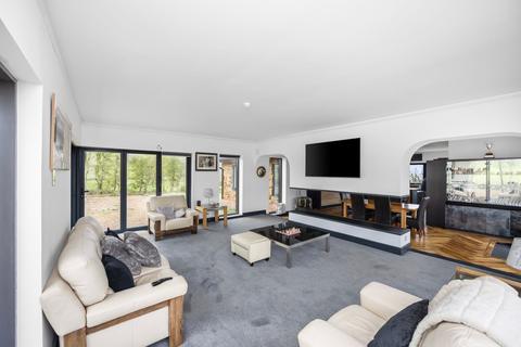 Highfields Cottage Bostal Road, Steyning, BN44 3PD
