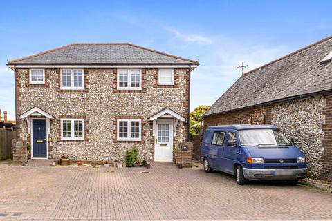 2 bedroom cottage for sale, Charlton Street, Steyning BN44