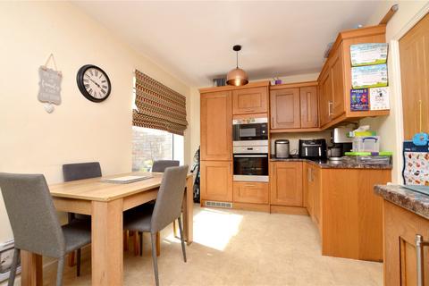 3 bedroom semi-detached house for sale, Springbank Close, Farsley, Pudsey, West Yorkshire