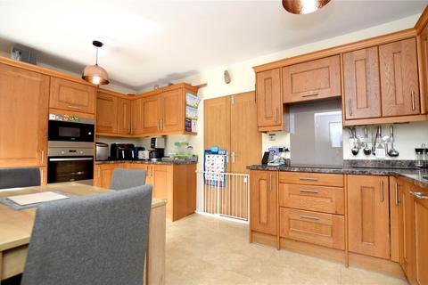 3 bedroom semi-detached house for sale, Springbank Close, Farsley, Pudsey, West Yorkshire