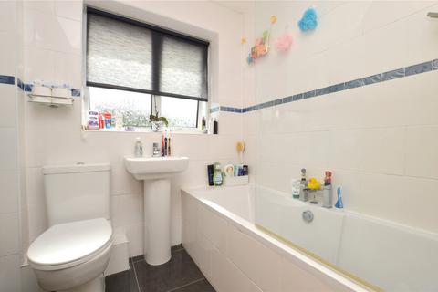 101 Springbank Close, Farsley, Pudsey, LS28 5TP