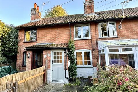 2 bedroom cottage for sale, The Street, Holbrook IP9