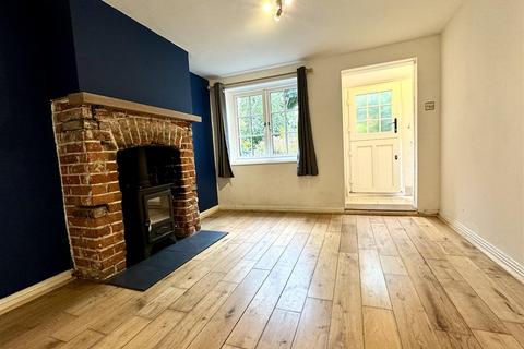 2 bedroom cottage for sale, The Street, Holbrook IP9