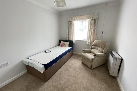 1 bedroom retirement property to rent, West Street, Salisbury SP2