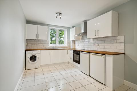 2 bedroom flat to rent, Clarkston Road, Flat 1, Cathcart, Glasgow, G44 3DT