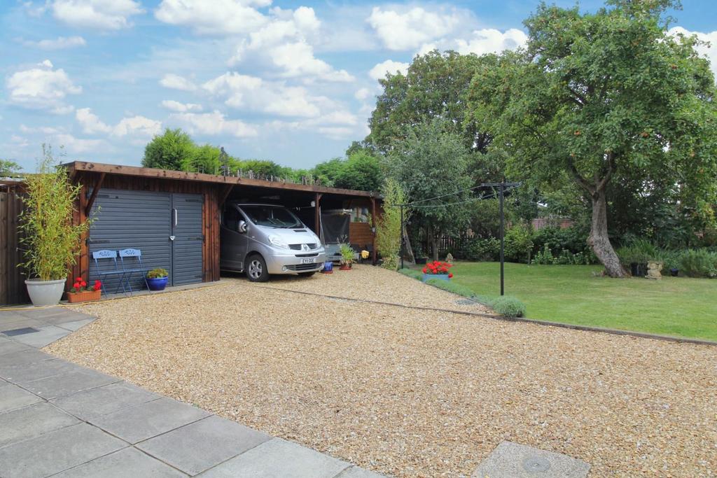 Garage EH.jpg