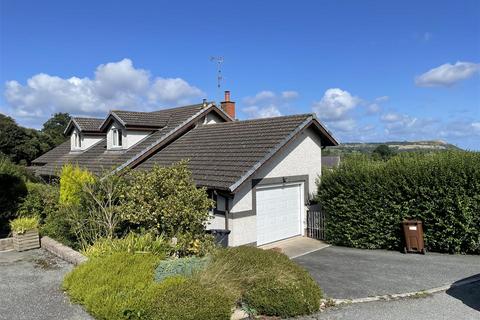 4 bedroom detached house for sale, Ffordd Y Mynydd, Betws Yn Rhos