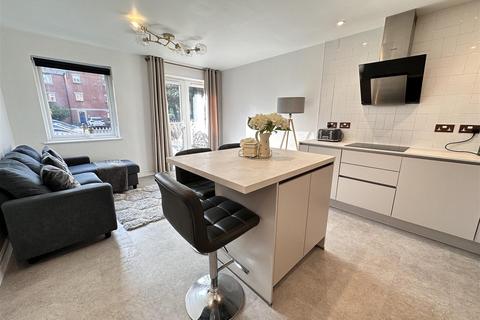 2 bedroom apartment for sale, Central Court, Melville Street, Salford