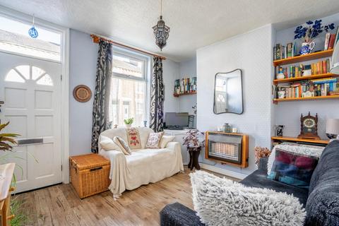 2 bedroom terraced house for sale, Pembroke Street, York