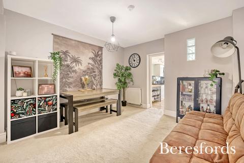 137 Marks Road, Romford, RM7 7AF