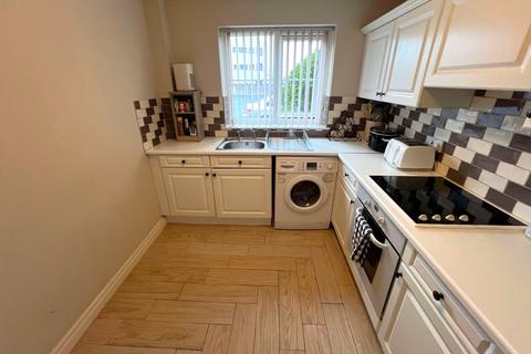 2 bedroom apartment for sale, Sandy Close, Cleveleys FY5