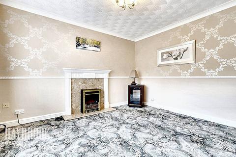 3 bedroom detached house for sale, Alnwick Road, Sheffield