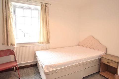 2 bedroom terraced house to rent, Turner Close, OXFORD OX4