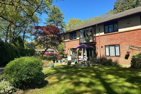 2 bedroom flat for sale, Crossways Road, Hindhead GU26