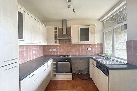 2 bedroom property for sale, Piper Wells Lane, Shepley, Huddersfield, West Yorkshire, HD8 8BA