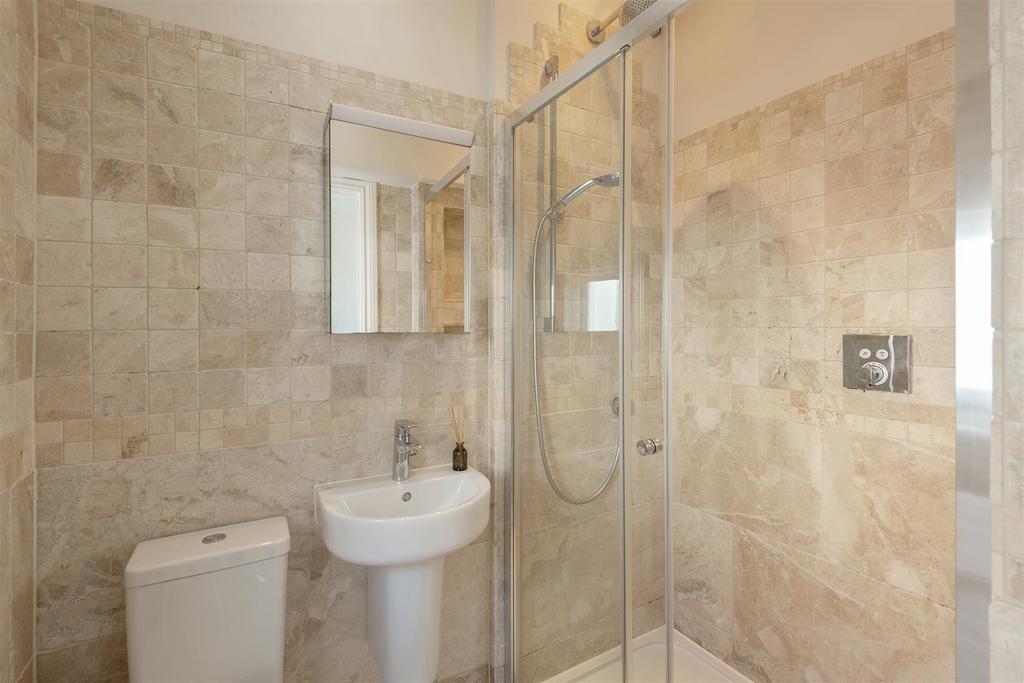 45a Glenrosa Street Lo-18.jpg