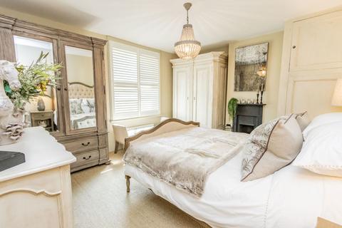 1, Udiam Cottages Junction Road, Bodiam, Robertsbridge, TN32 5XB