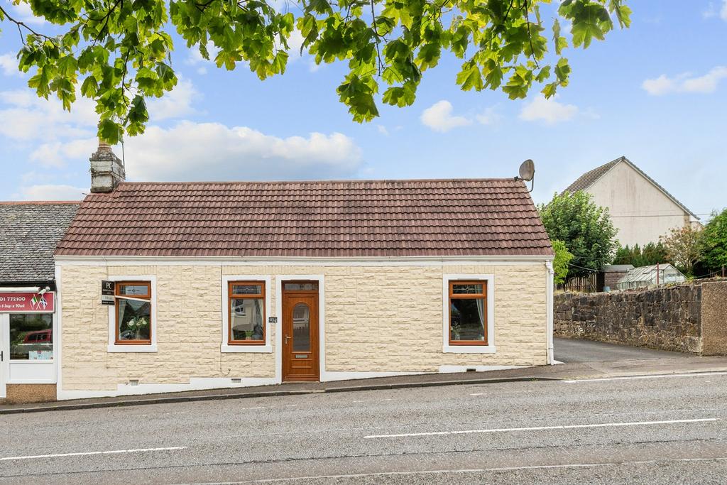 Main Street, Longridge, West Lothian... 2 bed terraced bungalow for