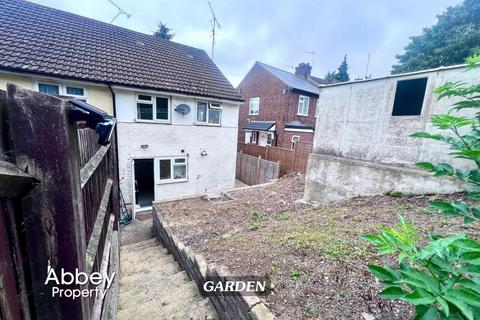 3 bedroom semi-detached house to rent, Hitchin Road, Wigmore, LU2 0EU