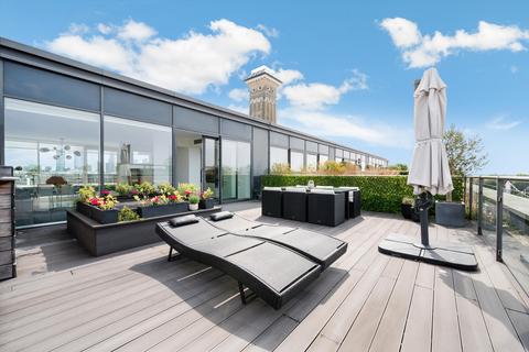 3 bedroom penthouse to rent, Cubitt Building, Gatliff Road, London, SW1W