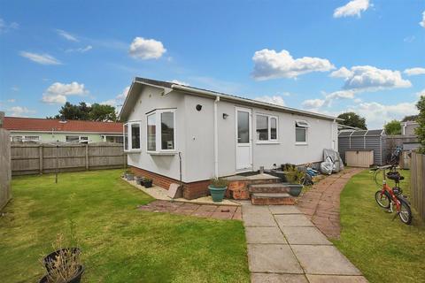 2 bedroom park home for sale, Tremarle Home Park, North Roskear