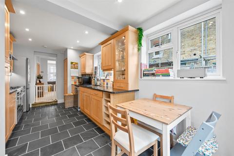 29 Bromley Crescent, Bromley, BR2 0HA