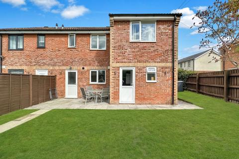 4 bedroom semi-detached house for sale, Pintail Way, Westbury BA13