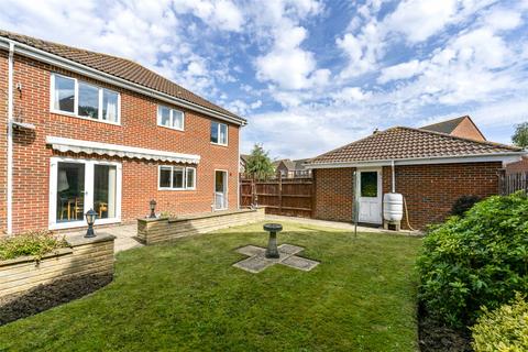 4 bedroom detached house for sale, Foxglove Walk, Worthing, West Sussex, BN13