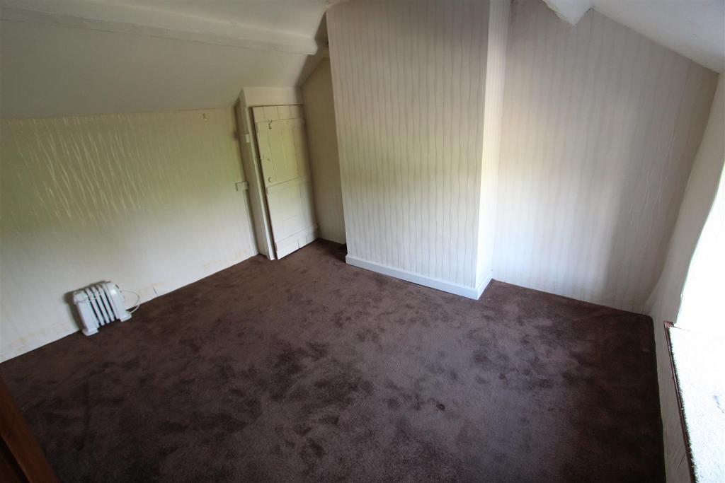 Master Bedroom.JPG